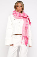 Warm Hug Scarf Candy Pink