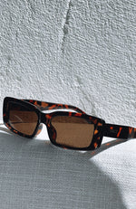 Kylie Sunglasses Tort