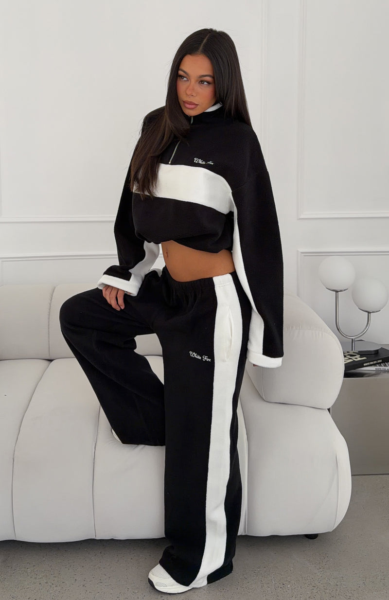 Picture This Fleece Wide Leg Sweatpants Black
