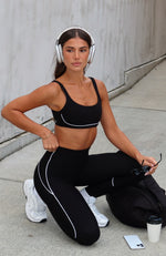 Strive Sports Bra Black/White